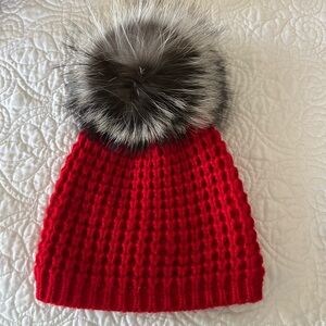 EUC Kyi-Kyi fur pom beanie